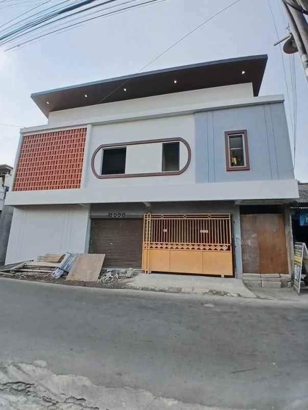 dijual kost condong catur
