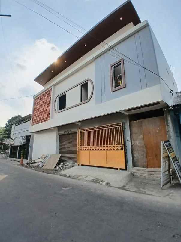 dijual kost condong catur