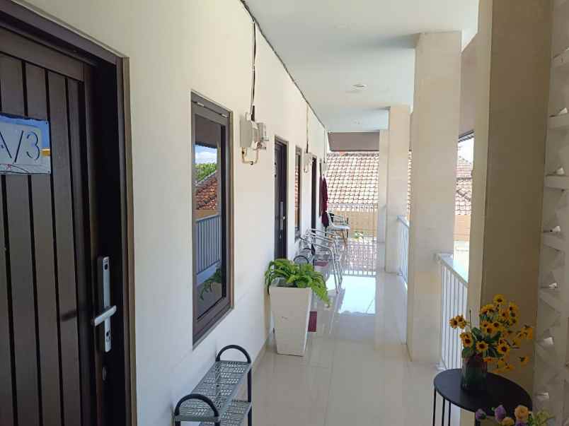 dijual kost jalan cekomaria denpasar utara