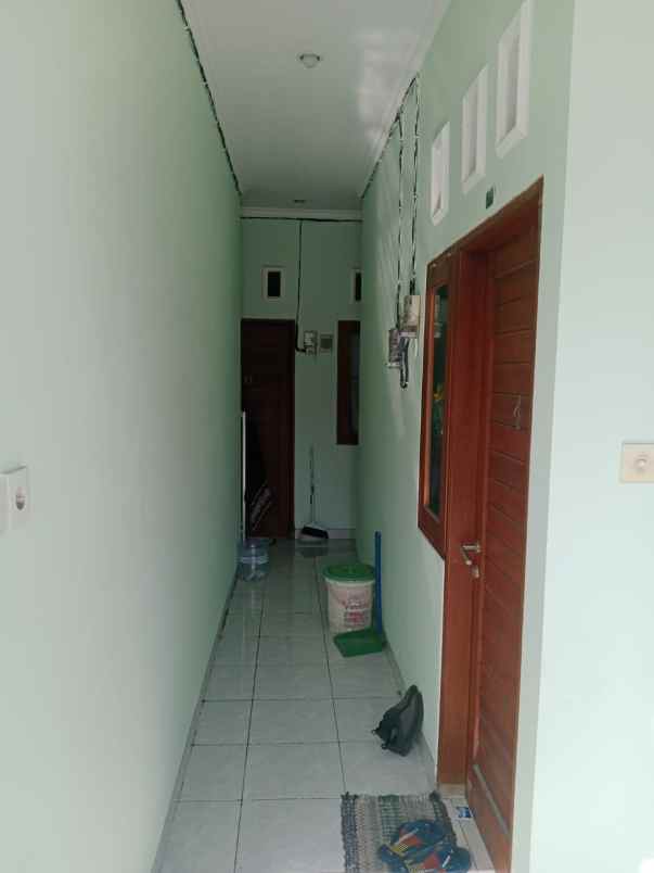 dijual kost jalan puputan baru