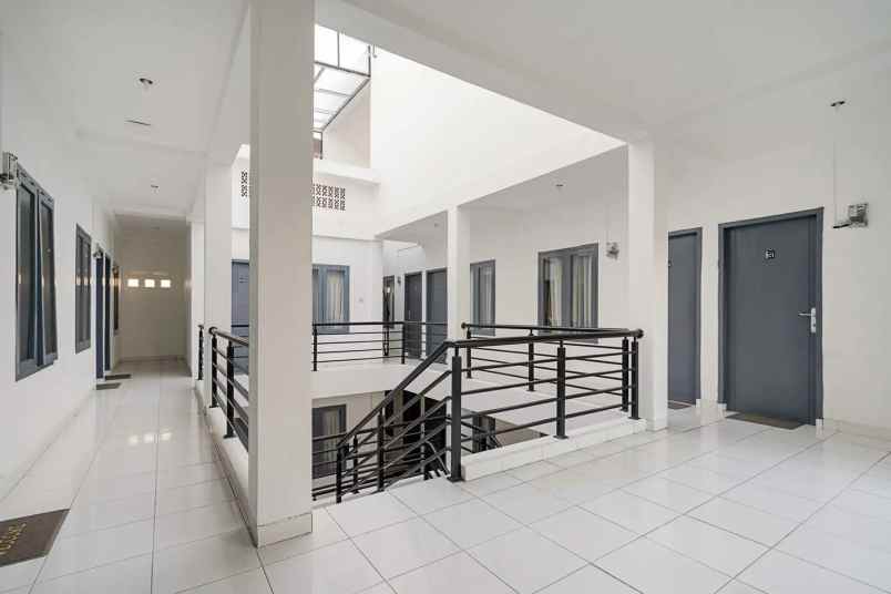 dijual kost jl surya sumantri