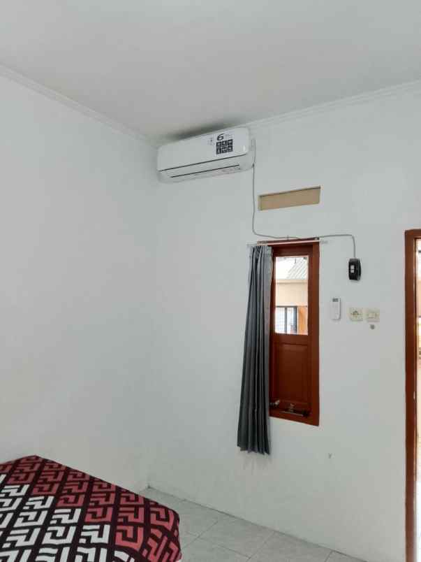 dijual kost meijing wetan