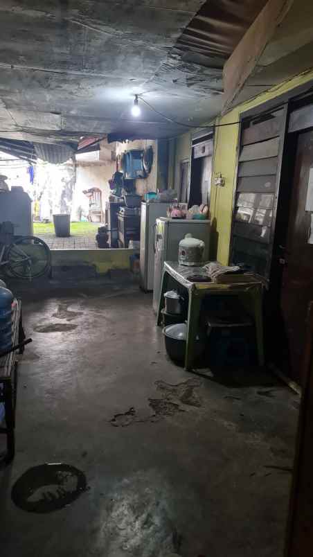 dijual kost menanggal