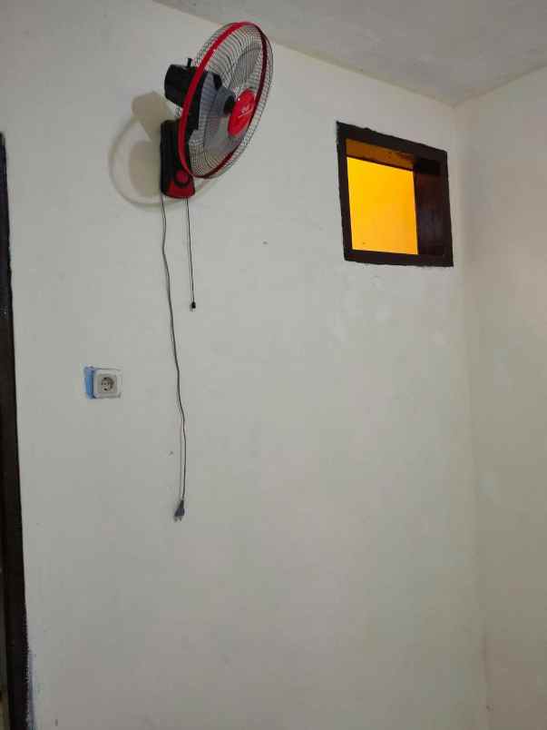 dijual kost mojo klanggru kec gubeng