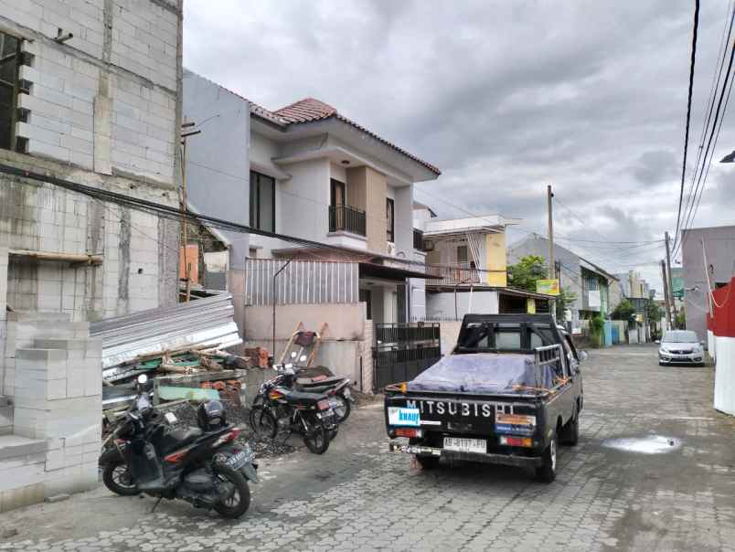 dijual kost seturan