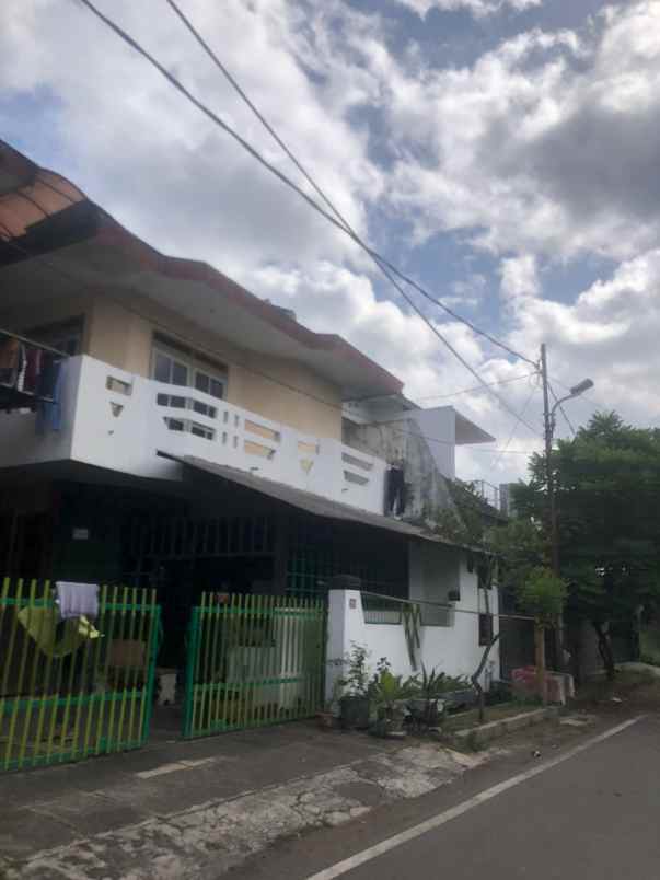 dijual kost tlogomas