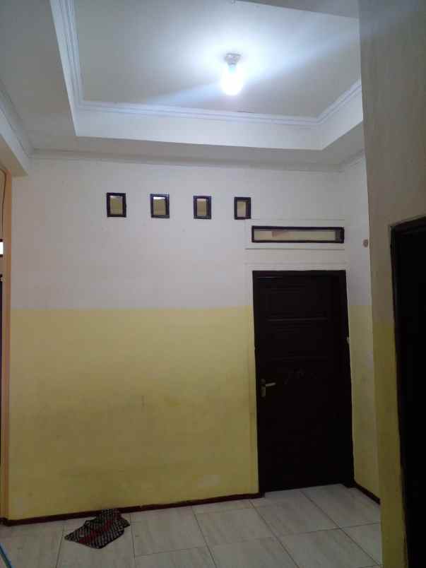 dijual murah rumah dekat pemkab karawang