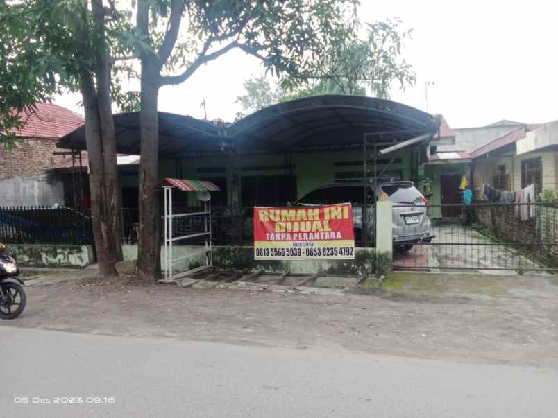 dijual murah rumah permanen renovasi