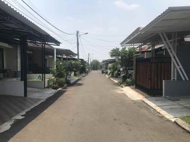 dijual over kredit rumah siap huni