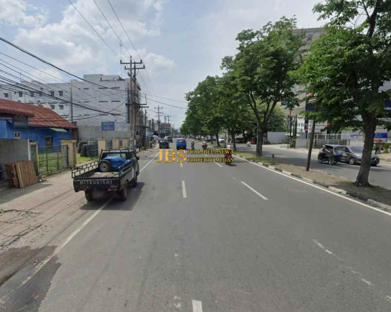 dijual ruko 3 tingkat di jalan gatot subroto medan