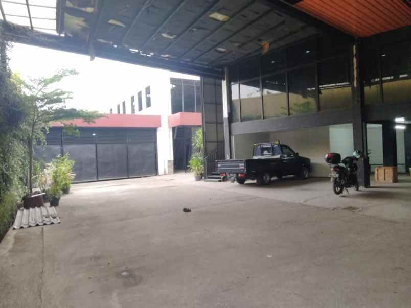 dijual ruko gudang kantor husein sastranegara dekat