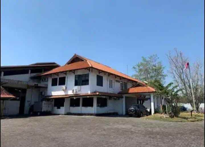 dijual ruko gudang kantor jalan raya semarang demak