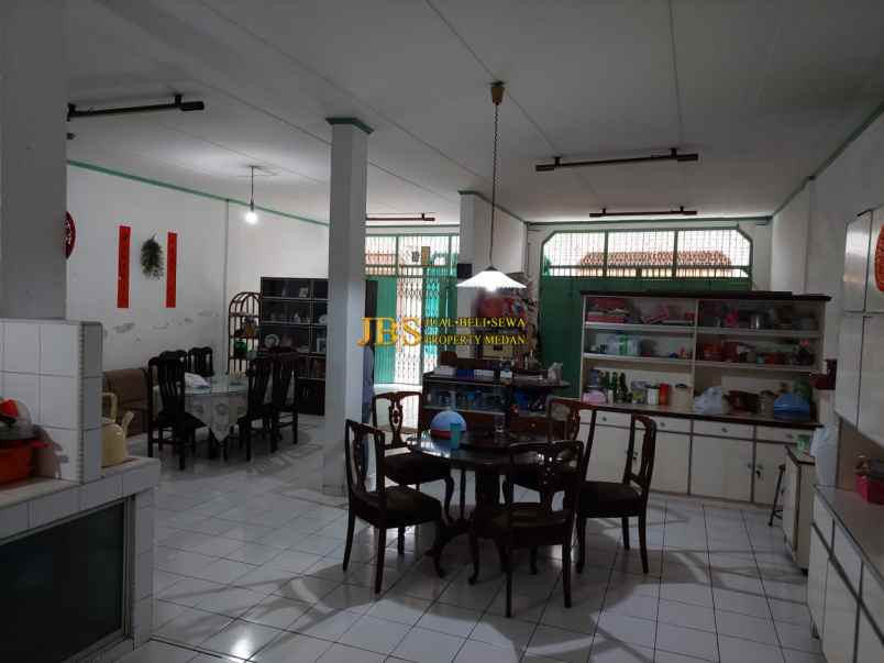 dijual ruko gudang kantor jalan sutomo masuk gang