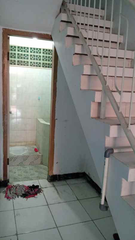 dijual ruko gudang kantor karang empat surabaya