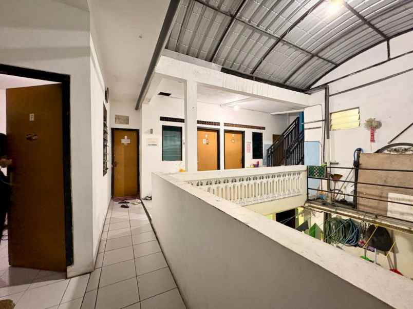 dijual ruko gudang kantor karangmenjangan