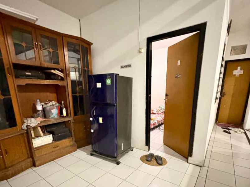 dijual ruko gudang kantor karangmenjangan