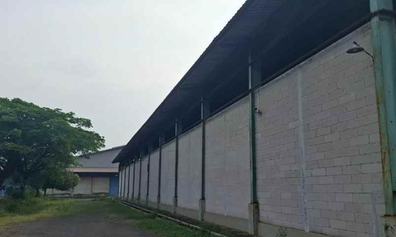 dijual ruko gudang kantor krikilan kec driyorejo kab