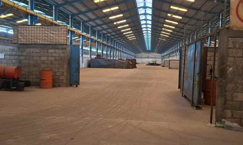 dijual ruko gudang kantor krikilan kec driyorejo kab