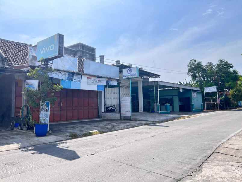 dijual ruko gudang kantor masaran sragen