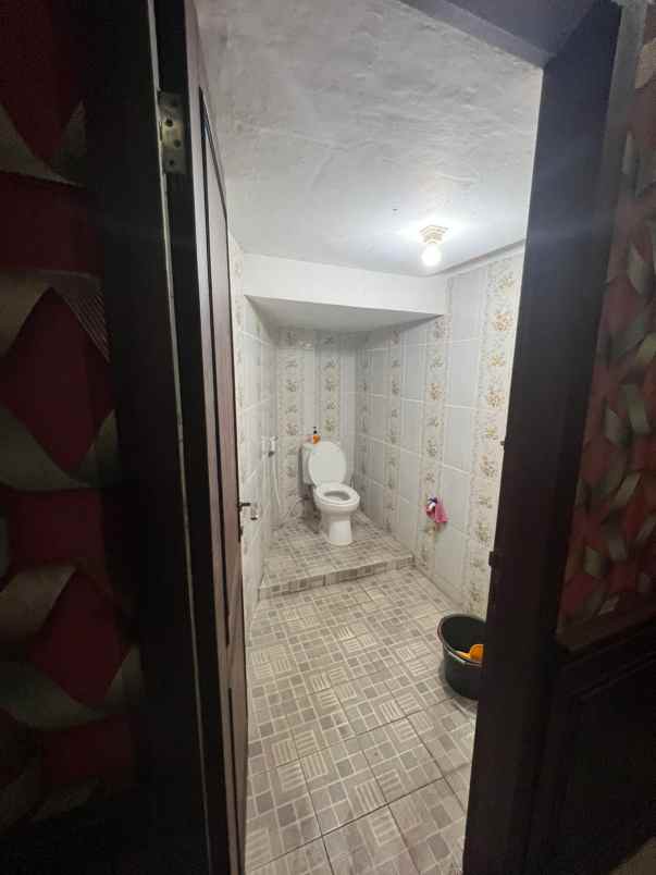 dijual ruko gudang kantor raya tapos 8 cimpaeun