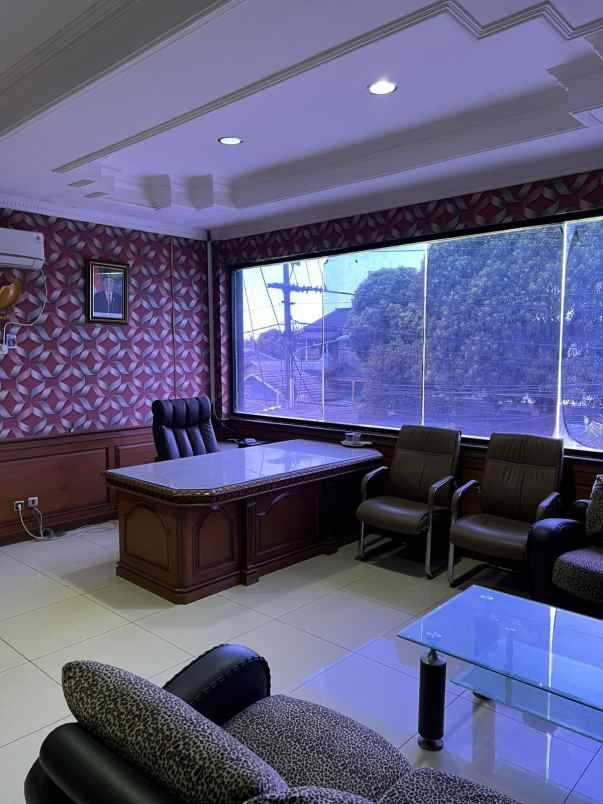 dijual ruko gudang kantor raya tapos 8 cimpaeun
