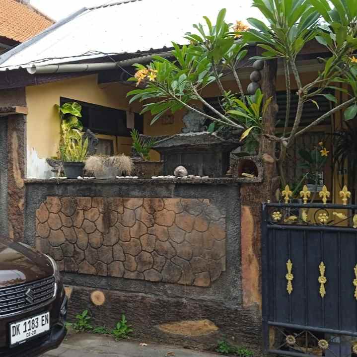 dijual rumah 1 lt jl serma katos i sanglah denpasar