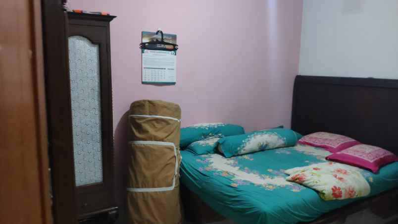 dijual rumah 2 lantai full furnished di jakarta timur