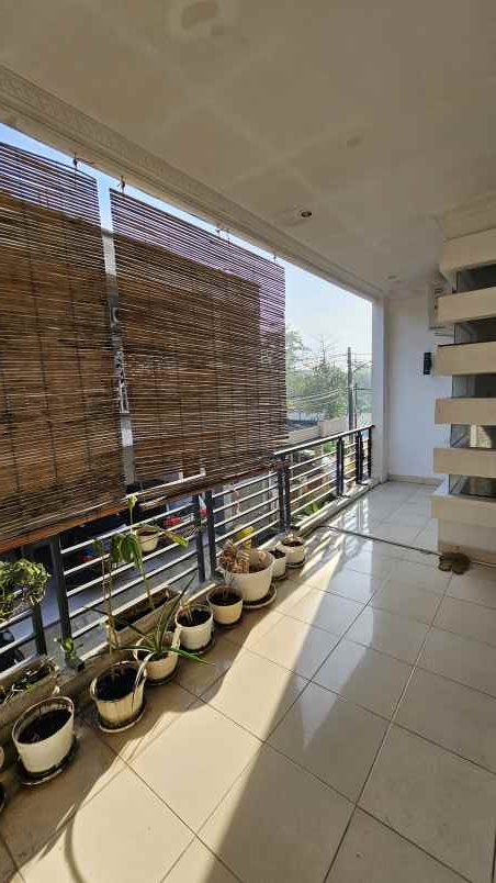 dijual rumah 2 lantai komplek puri kartika ciledug