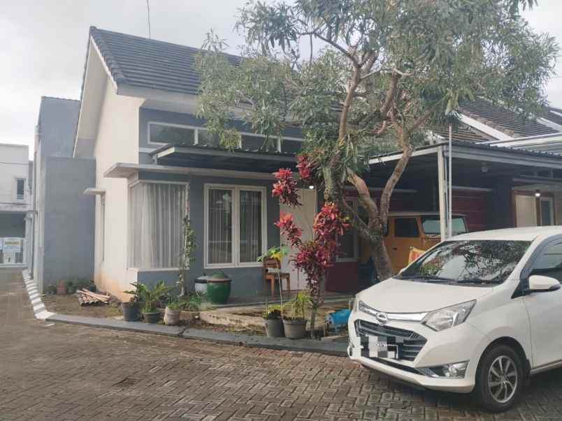 dijual rumah ampeldento pakis malang