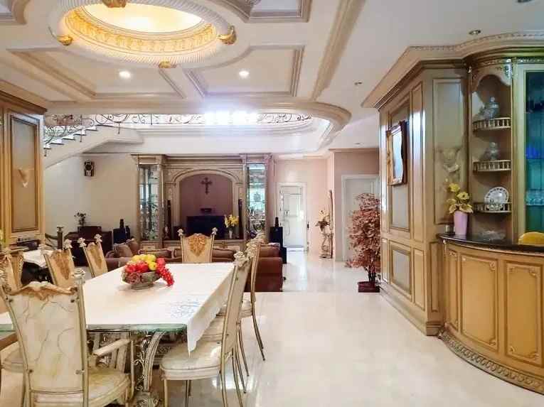 dijual rumah araya galaxy bumi permai