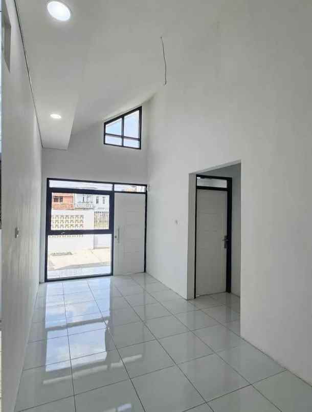 dijual rumah arcamanik