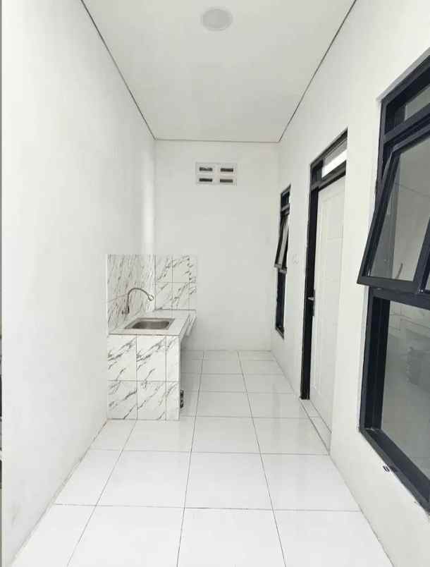 dijual rumah arcamanik