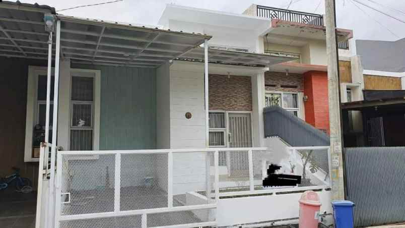 dijual rumah arcamanik