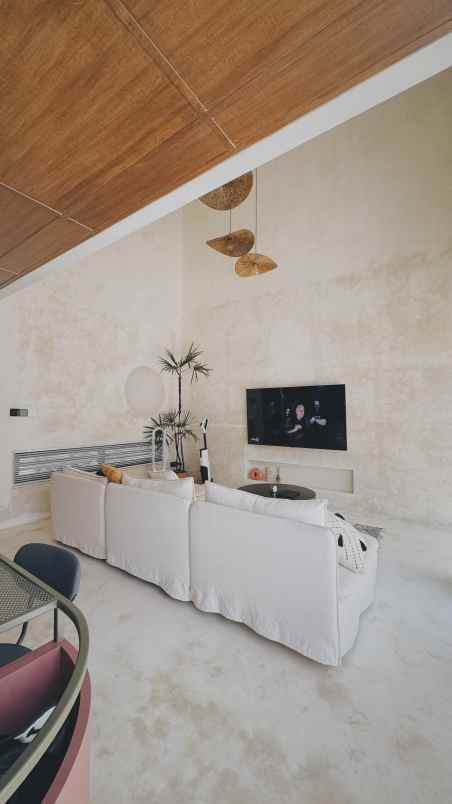 dijual rumah arcamanik