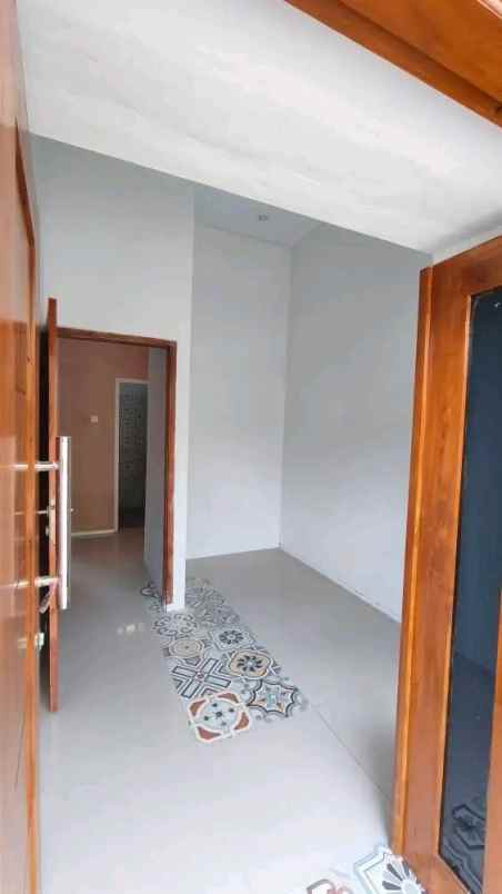 dijual rumah argomulyo