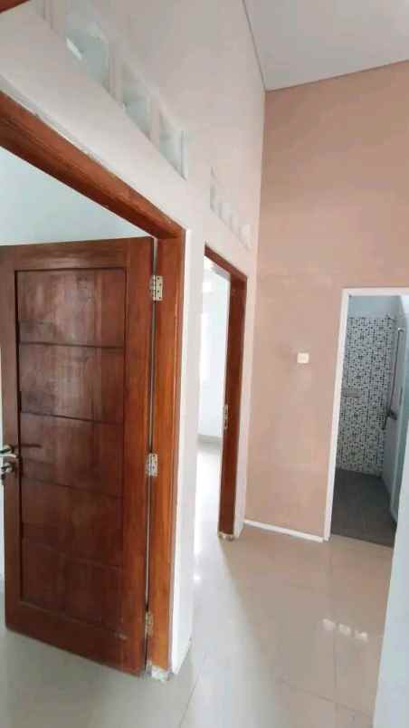dijual rumah argomulyo