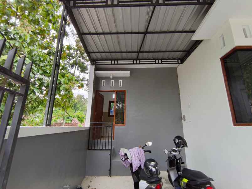 dijual rumah balecatur gamping sleman