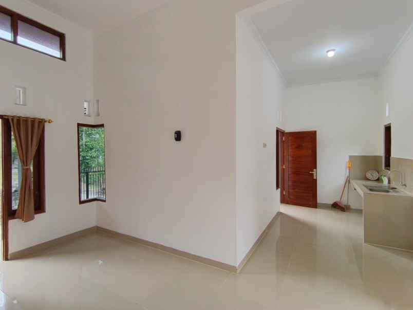 dijual rumah balecatur gamping sleman