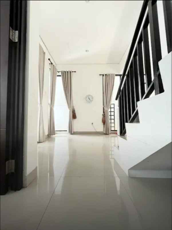 dijual rumah bandung city light