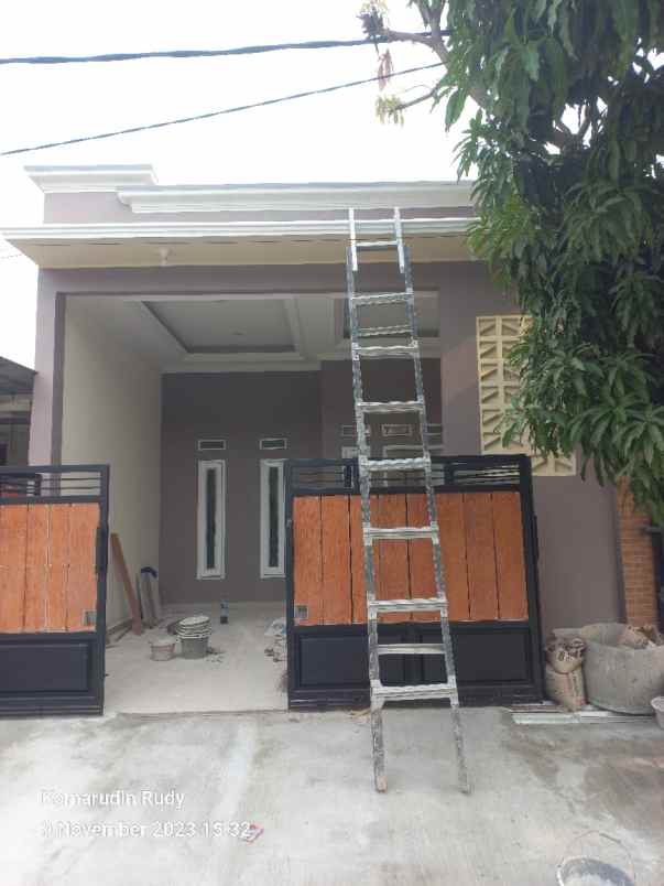 dijual rumah bangunan baru di taman kebalen indah