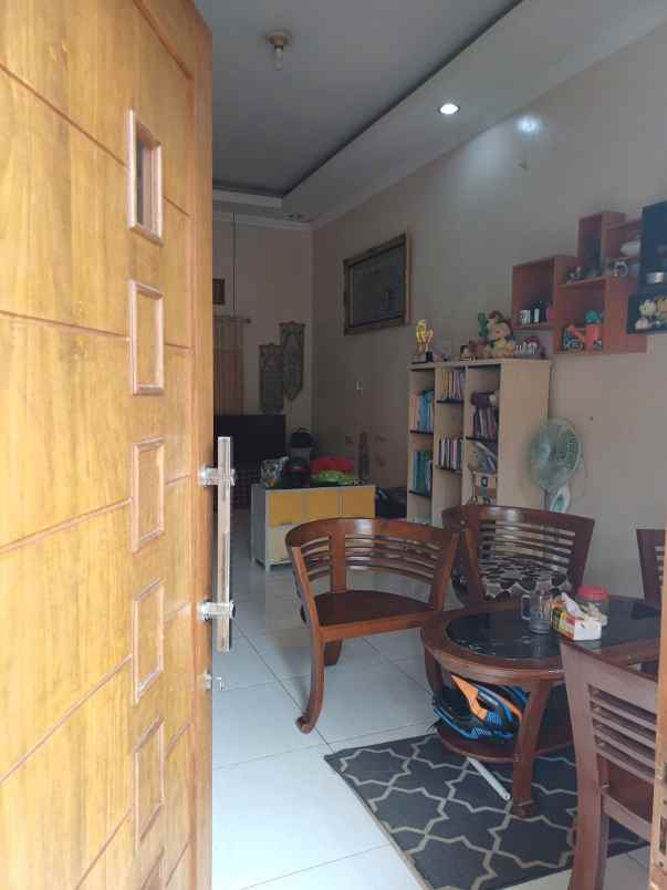 dijual rumah banyumanik