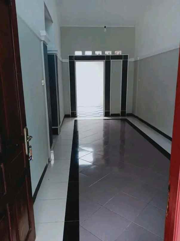 dijual rumah banyumanik