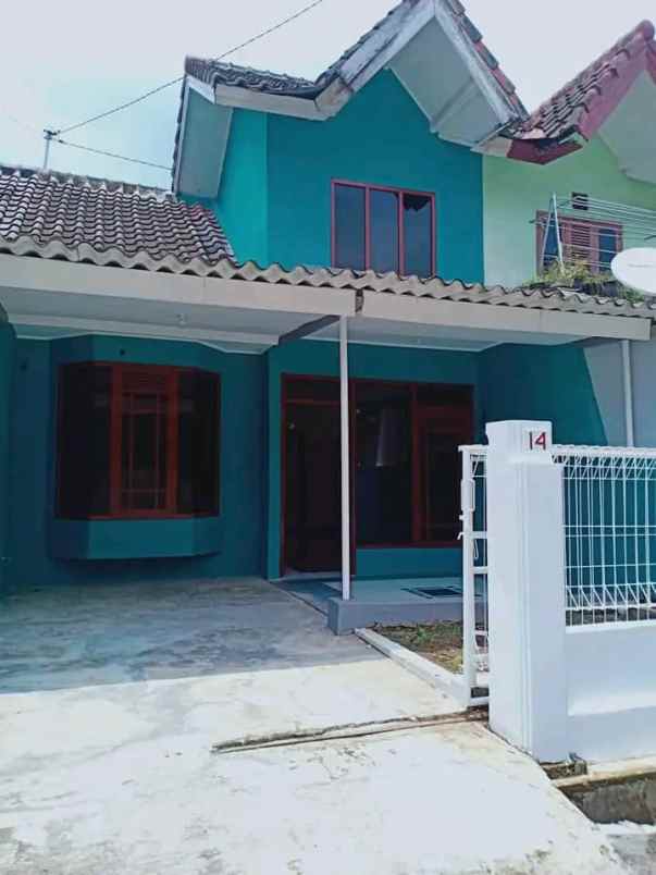 dijual rumah banyumanik