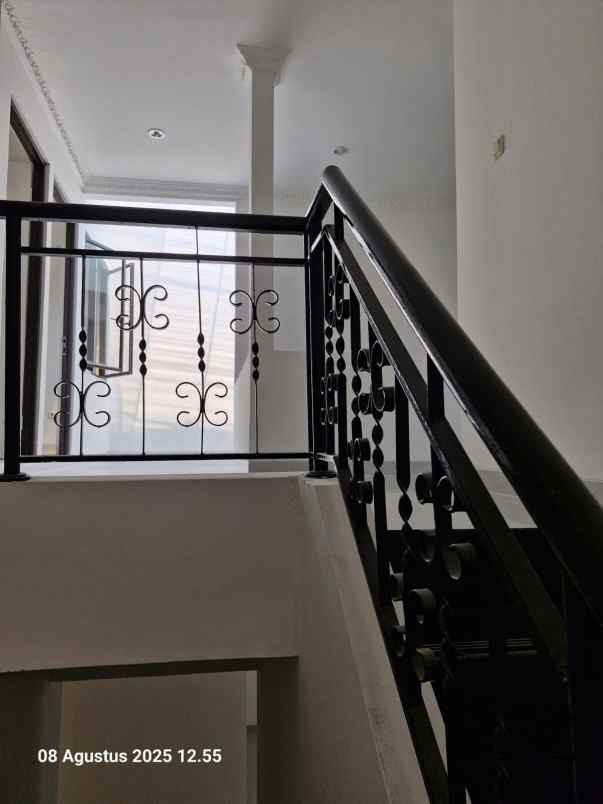 dijual rumah baru renovasi kota wisata cibubur bogor