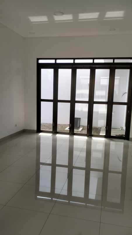 dijual rumah batununggal indah kota bandung