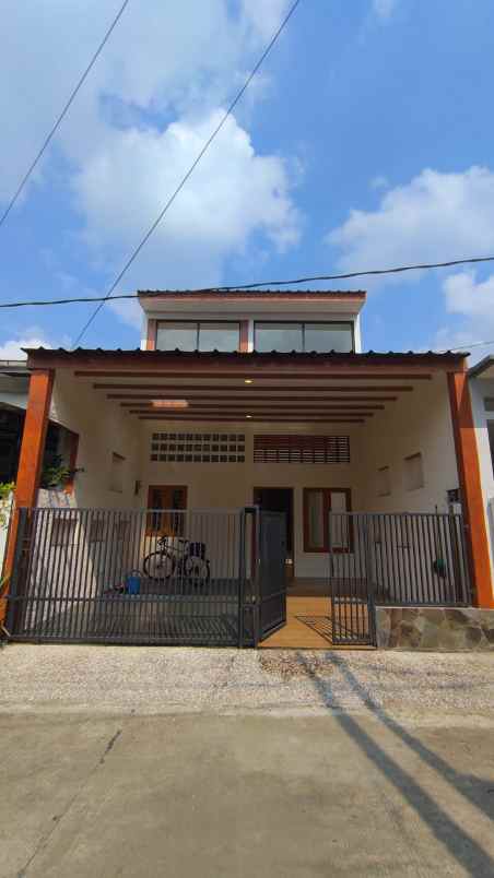 dijual rumah beji depok