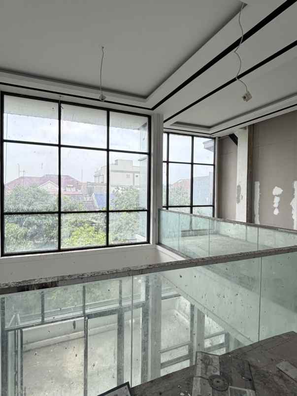 dijual rumah bekasi selatan