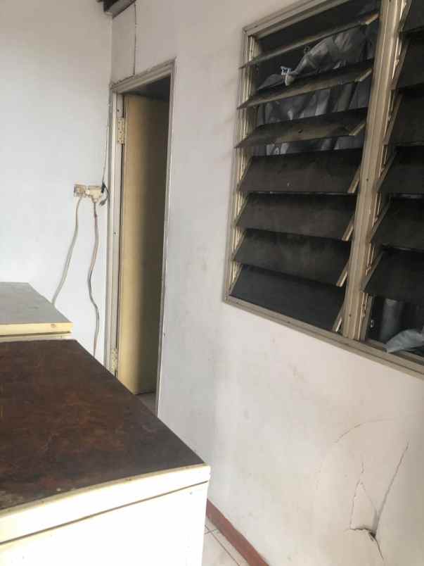 dijual rumah bentuk ruko di mangga besar jakarta barat