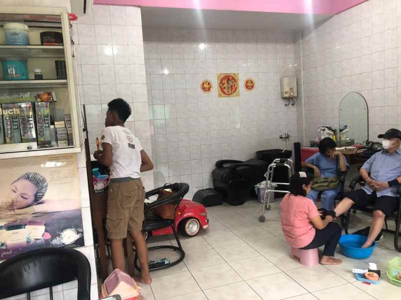 dijual rumah bentuk ruko di mangga besar jakarta barat