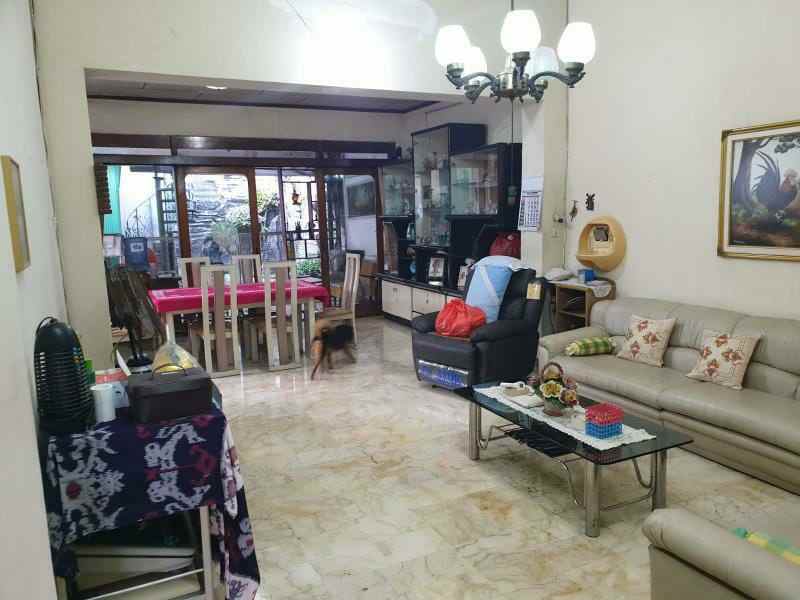 dijual rumah blambangan